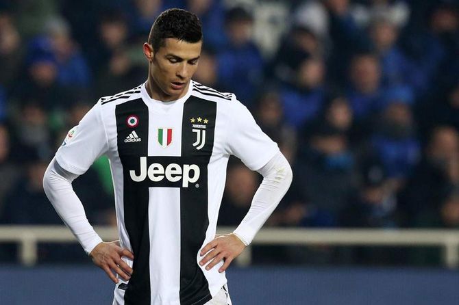 Ronaldo Cetak 3000 Gol, Cassano Tetap Ngacir!