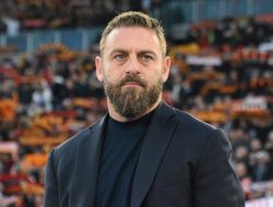 Roma Pecat De Rossi