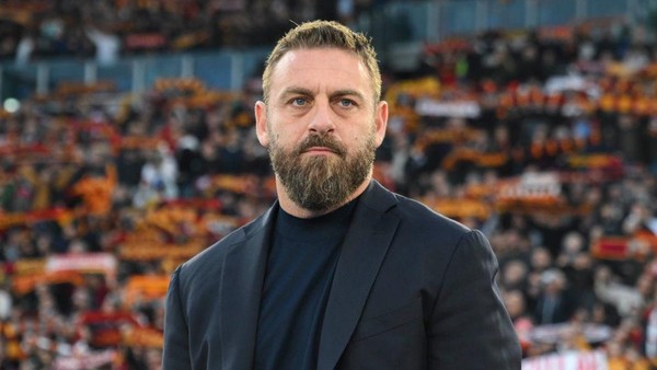 Roma Pecat De Rossi