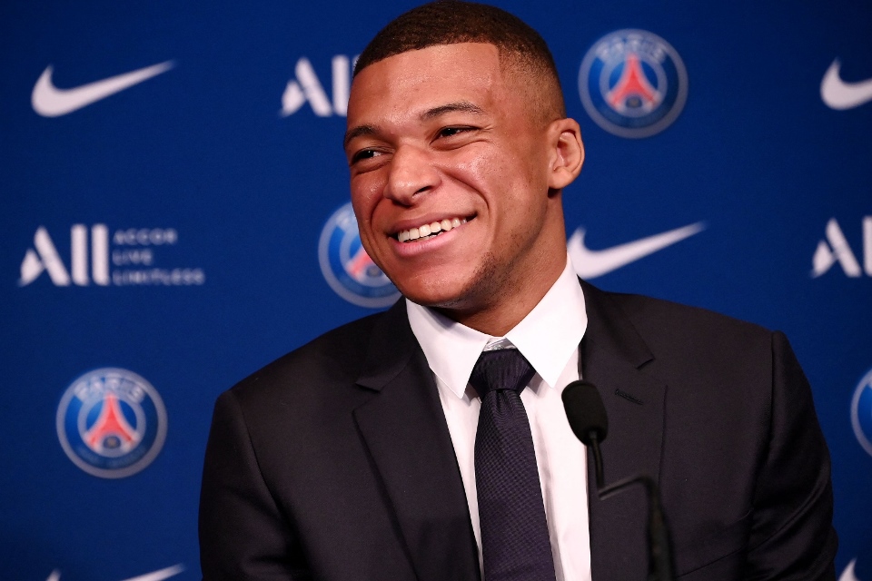 Mbappe Terlalu Dipuji? Legenda Prancis Murka!