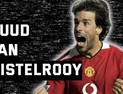 Nistelrooy Bakal Ubah Taktik Man United?